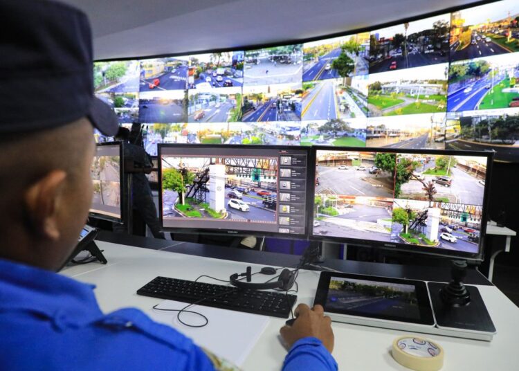 Alcaldía de San Salvador lanza sistema de videovigilancia con 500 cámaras de alta tecnología para reforzar la seguridad