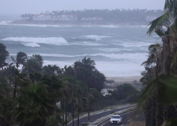 Huracán Norma sube a categoría 4 rumbo a la península de México