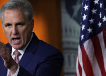 Cámara de Representantes de EE.UU destituye por primera vez en la historia a su presidente