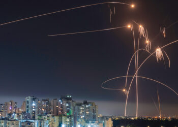 ¿Qué es la Cúpula de Hierro israelí y cómo funciona frente a los ataques de Hamás?