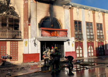Elevan a 13 la cifra de fallecidos tras incendio en discoteca de España