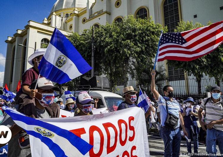 Diáspora salvadoreña recibe apoyo con la aprobación de una ley de beneficios