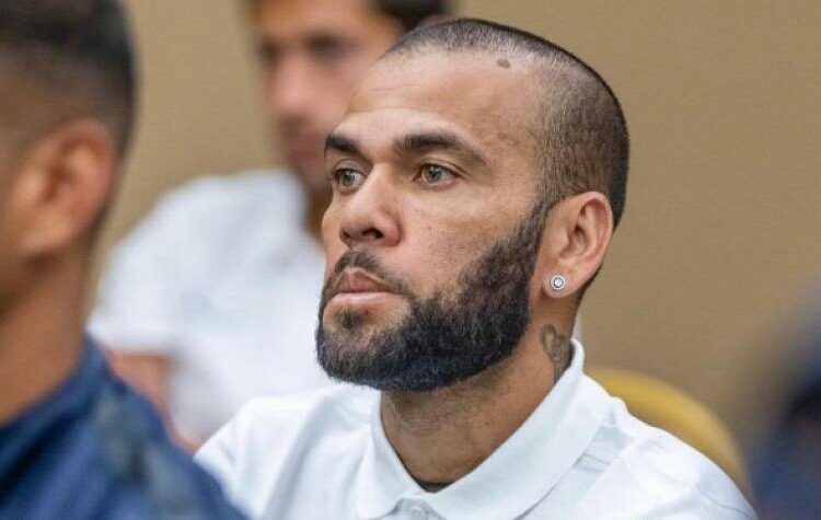 Fiscalía en España pide nueve años de prisión para el brasileño Dani Alves
