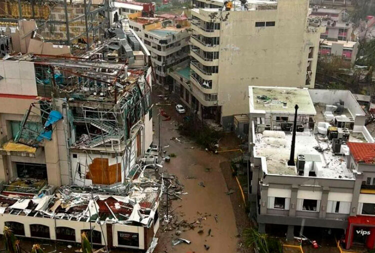 México estima más de 3.400 millones de dólares para las reparaciones en Acapulco