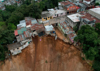 Desprendimiento de tierra en Guatemala dejó varios desaparecidos
