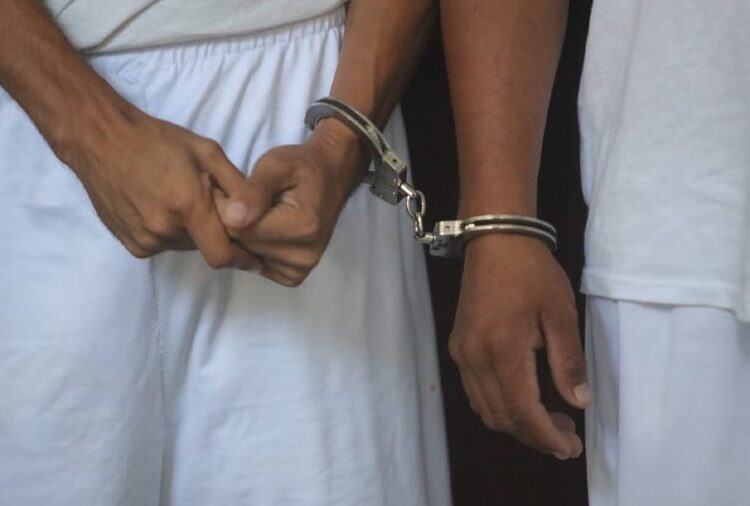 7 pandilleros son condenados a cárcel por lesiones, robo y limitar circulación libre