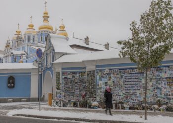 Diez muertos y 19 heridos por clima extremo en Ucrania