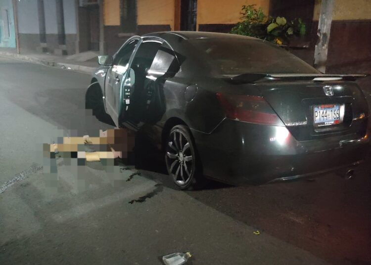 Mujer en estado de ebriedad pierde la vida tras ser arrollada en la vía pública