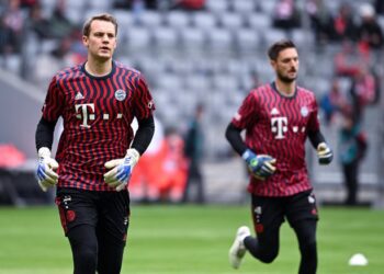 El Bayern Múnich anunció las renovaciones de Manuel Neuer y Sven Ulreich