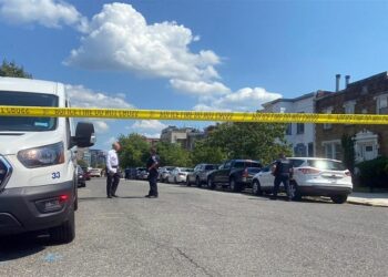 Tiroteo deja tres muertos y dos heridos en centro de Canadá