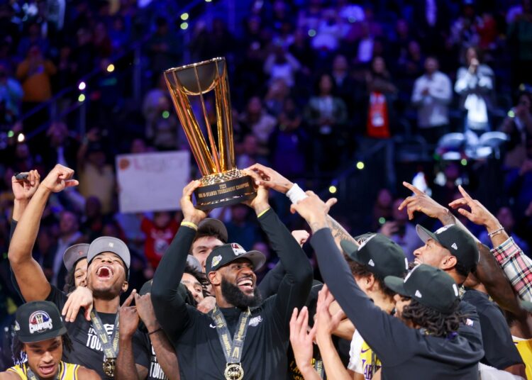 Ángeles Lakers se alzan como el primer campeón del Torneo In-Season