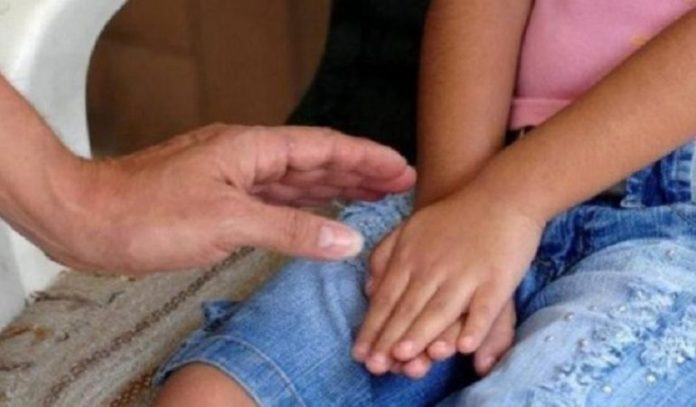 Anciano que tocó indebidamente a menor de edad fue condenado a 12 años de prisión