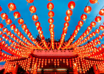 China pronostica 9.000 millones de viajes durante periodo festivo por el Año Nuevo lunar