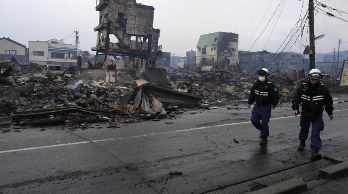 Elevan a 73 los muertos tras el terremoto en el oeste de Japón