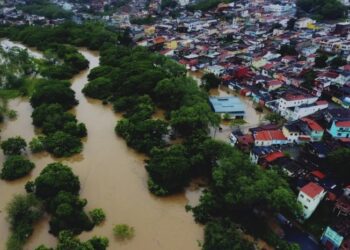 Fuertes lluvias en Río de Janeiro dejan al menos nueve fallecidos