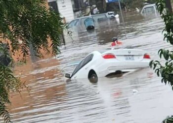 EE.UU Declara estado de emergencia por inundaciones en San Diego