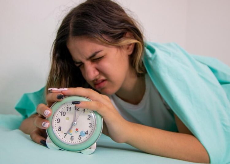 Madrugadores tienen más riesgo de sufrir anorexia