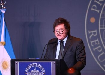 Milei continúa con la remodelación de los altos cargos con 10 nuevos nombramientos