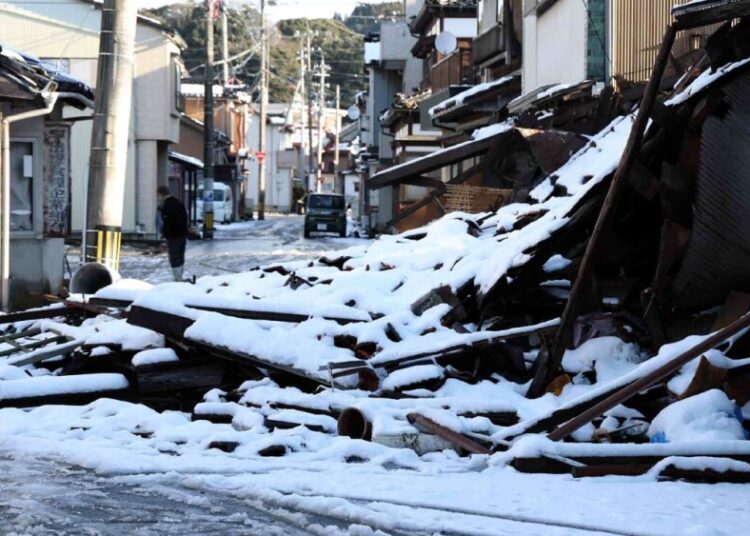 Sismo de magnitud 6 sorprende en centro de Japón, sin alerta de tsunami