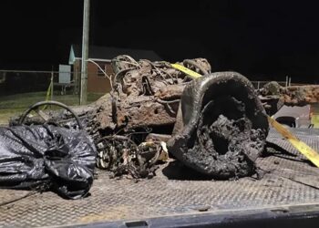 Hallan un auto con restos humanos en EE.UU. que podrían relacionarse con un caso sin resolver de 1982