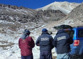 Encuentran muerto a uno de los alpinistas extraviados en una montaña de México