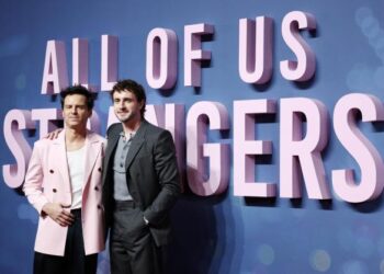 Amor y fantasmas en ‘All of Us Strangers’ es la nueva película de Andrew Scott y Paul Mescal