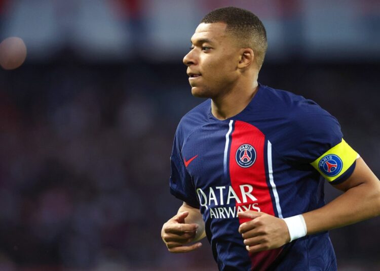 El futbolista Kylian Mbappé abandonará el PSG al terminar esta temporada