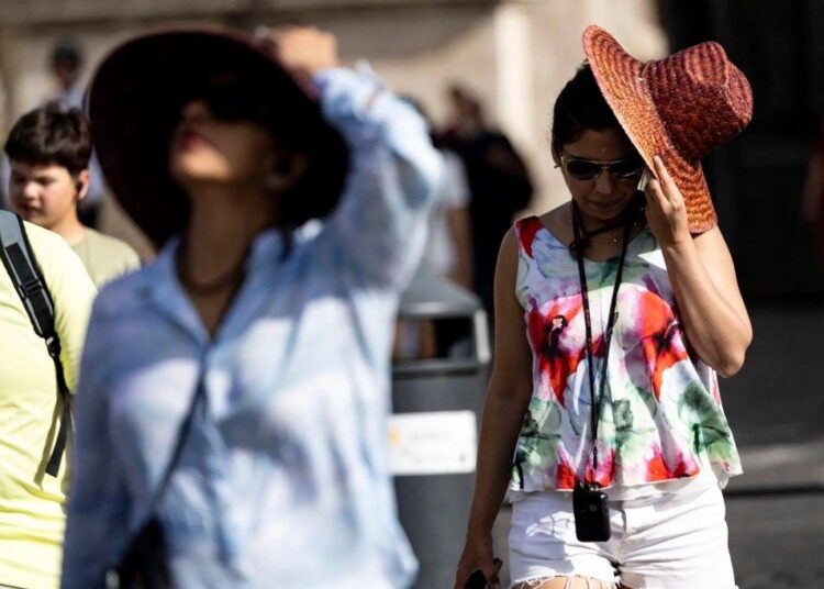 Temperatura mundial de los últimos 12 meses superó por primera vez el umbral de 1.5 °C