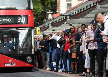 Conductores del metro de Londres van al paro en protesta por cambio de condiciones