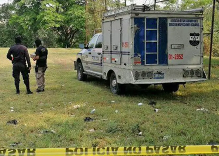 Condenan a pandilleros que asesinaron a un hombre tras partido de futbol en Ahuachapan