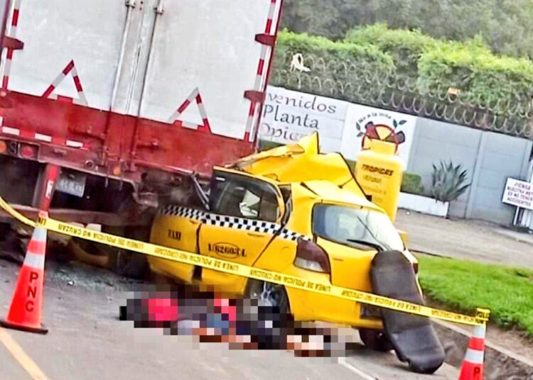 Taxista fallece al impactar en la parte trasera de un camión en la Carretera a Opico