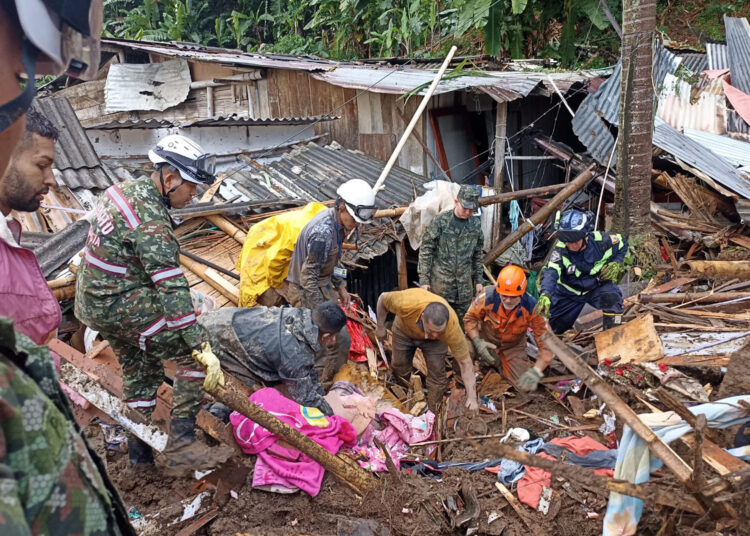 Al menos tres fallecidos en un derrumbe en el departamento colombiano de Risaralda