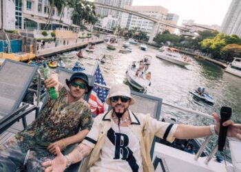 Policía detuvo concierto de Yandel y Feid en yate de Miami