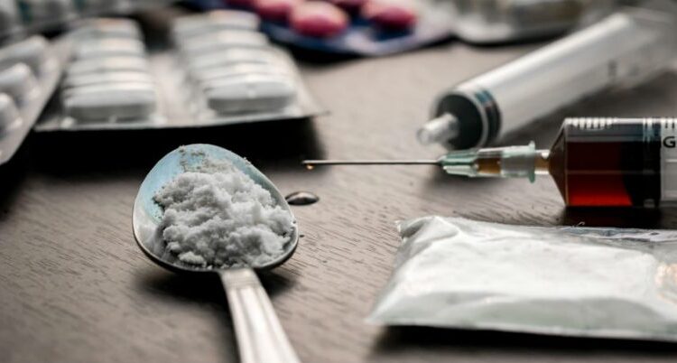 Detienen a dos mujeres en Perú acusadas de drogar hasta la muerte a un joven de 25 años