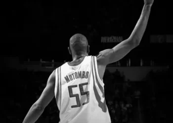 Muere la leyenda de la NBA Dikembe Mutombo a los 58 años