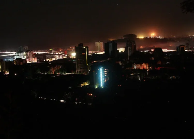 Apagón en Chile deja sin electricidad a más de 17.000 hogares