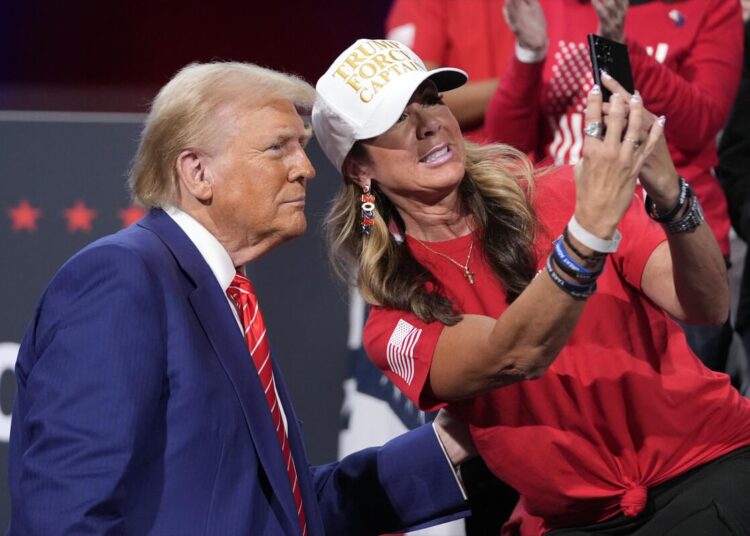 Trump anuncia que votará de forma anticipada