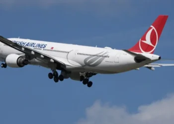 Piloto muere en pleno vuelo y obliga a un aterrizaje de emergencia en Nueva York