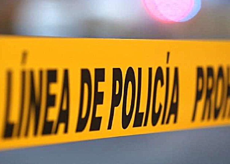 Hombre mata a su esposa y luego ingiere veneno y muere