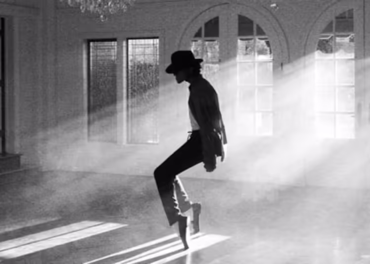 Película biográfica de Michael Jackson retrasará su estreno hasta otoño de 2025