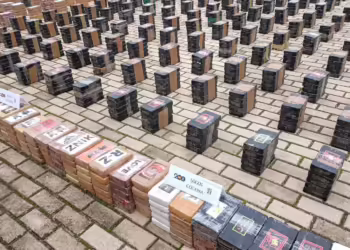 Ecuador incauta 99 kilos de cocaína en una zona andina