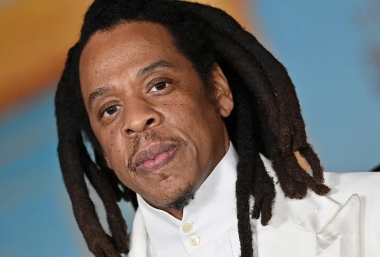 Acusan a Jay-Z de violar a niña de 13 años en 2000 junto a Sean “Diddy” Combs