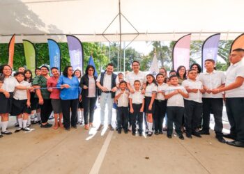 Inauguran renovadas instalaciones del Centro Escolar Doctor Arturo Romero en Ayutuxtepeque