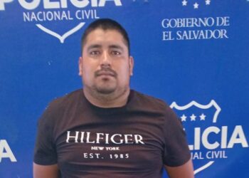 Capturan a sujeto con marihuana y dinero en efectivo en San Salvador Norte