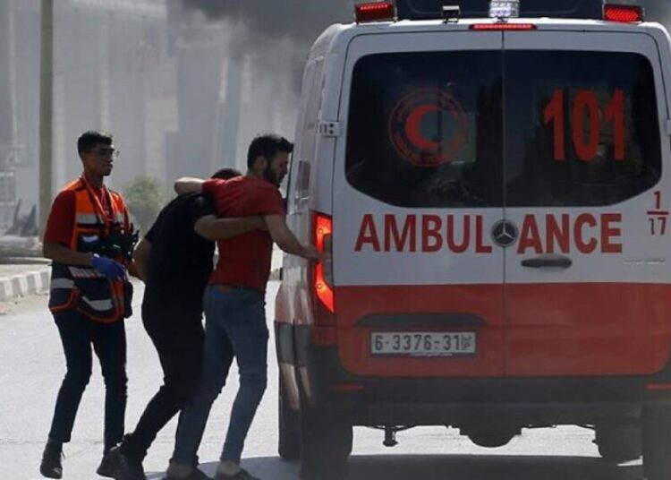 Fallecen 6 personas y 12 resultan heridas tras volcar un microbús en el sur de Egipto