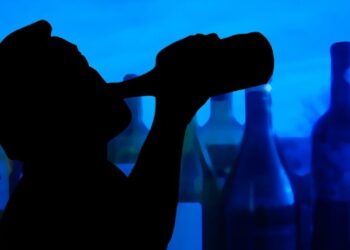 Al menos 19 fallecidos en 48 horas por beber alcohol adulterado en Estambul