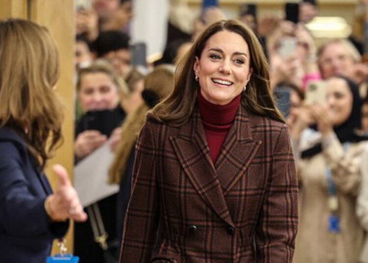 Princesa Catalina asegura que su cáncer está en remisión