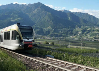 Turista rusa muere al caer de un tren en marcha en Sri Lanka