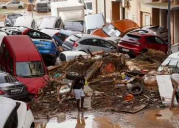 Lluvias continúan causando graves daños y pérdidas de vidas en España