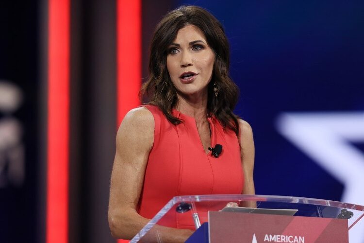 Secretaria de Seguridad de EE.UU. visitará el Centro de Confinamiento del Terrorismo CECOT